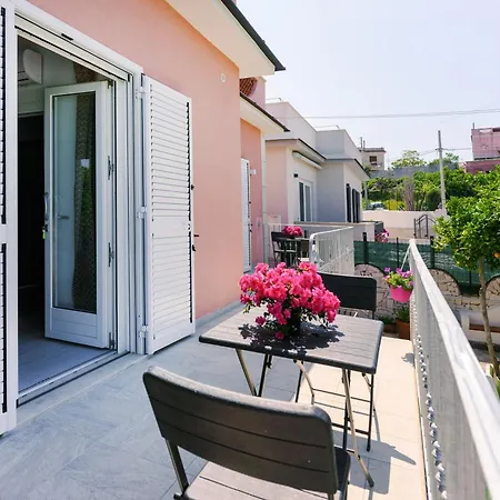 Le Jardin Bed & Breakfast 4*